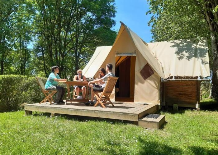 Camping Beau Rivage Navarrenx Exterior foto